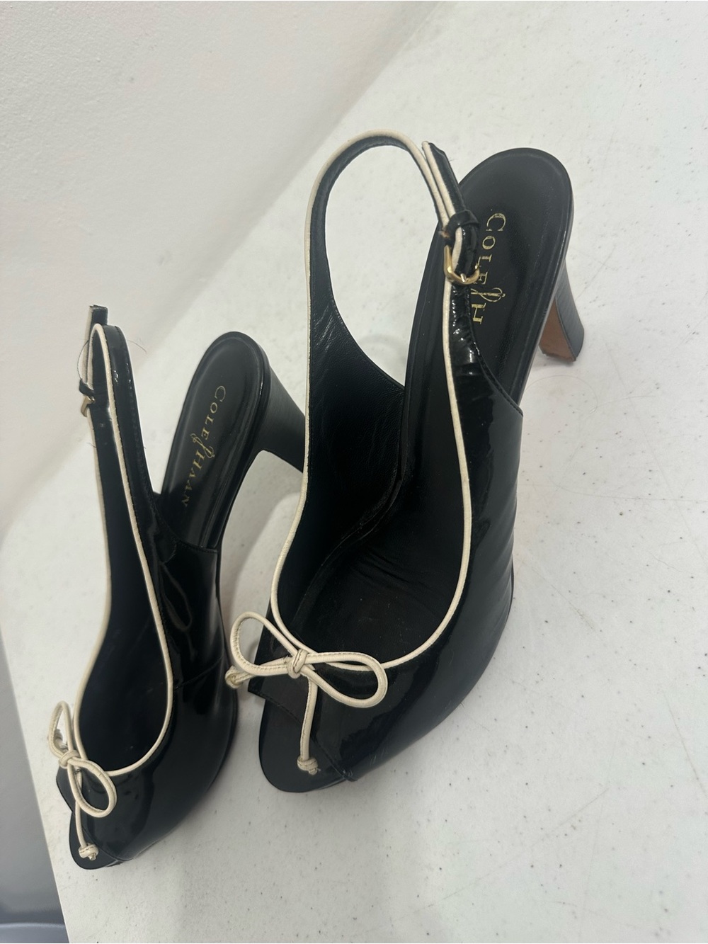 Cole Haan Black Patent Slingback Peep-Toe Heels with Cream Piping and Bow - Picture 2 of 4